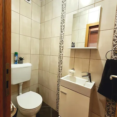 شقة Amfora تريبينيي